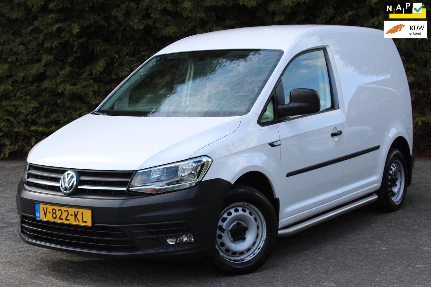 Volkswagen Caddy - 2.0 TDI L1H1 BMT Comfortline 75PK | Airco | Navigatie | Parkeersensoren | Trekhaak - AutoWereld.nl