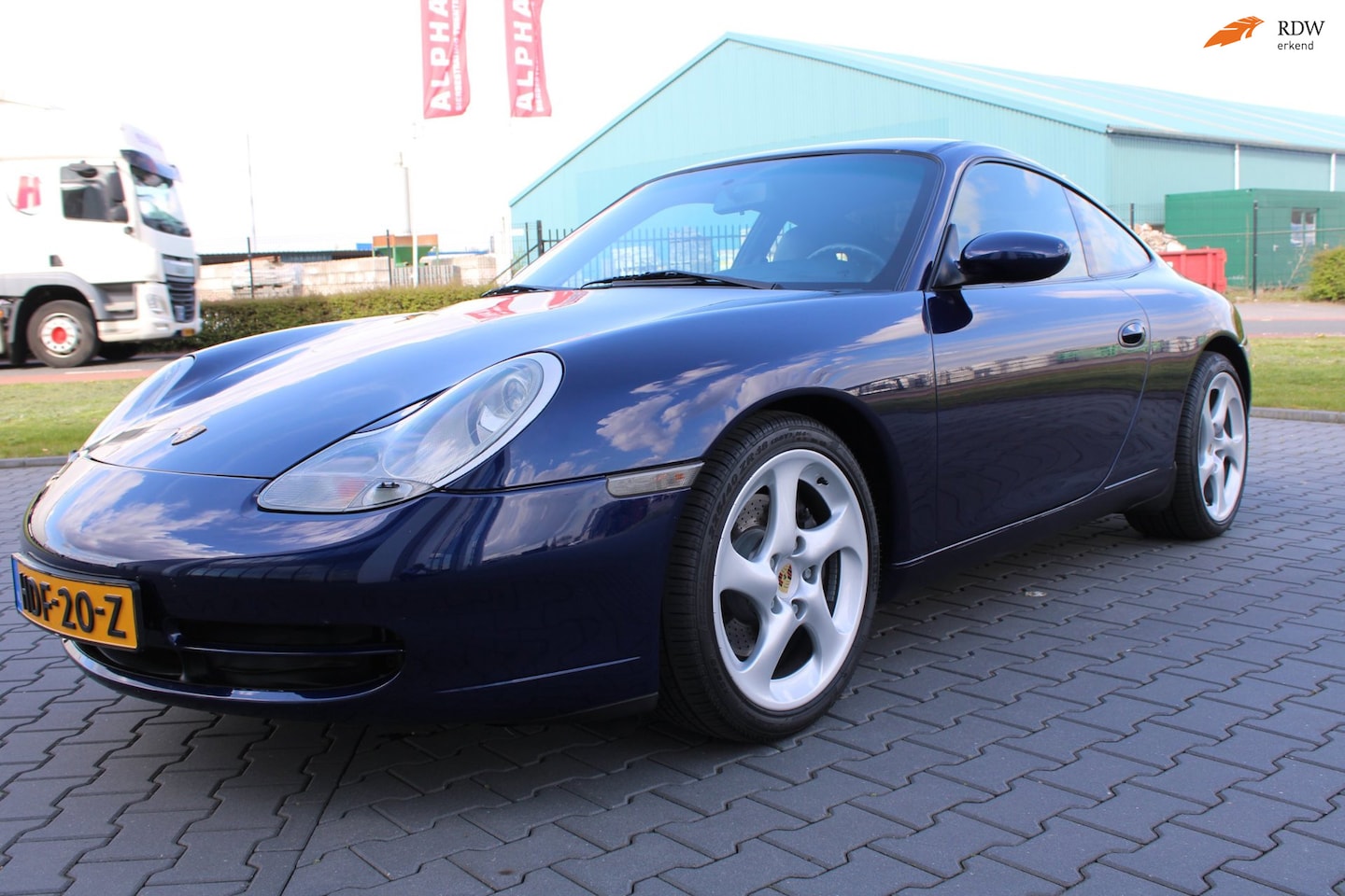 Porsche 911 - 3.4 Coupé Carrera CONCOURSTAAT - AutoWereld.nl