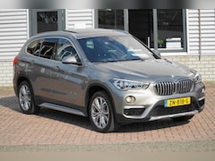 BMW X1 - SDrive18d PANO LEDER HEAD-UP