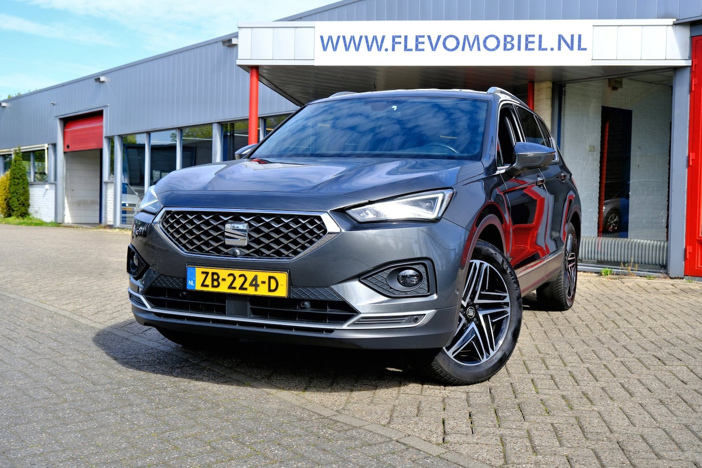 SEAT Tarraco - 1.5 TSI Xcellence Adapt.Cruise|Half Leder|Navi|ParkAssist|LMV - AutoWereld.nl