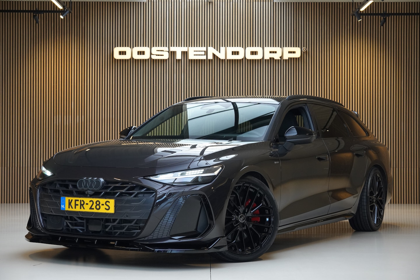 Audi A6 Avant - 2.0/367pk e-hybrid Quattro S-Line Competition Blackstyle Maxton|2025|Panoramadak|Trekhaak| - AutoWereld.nl
