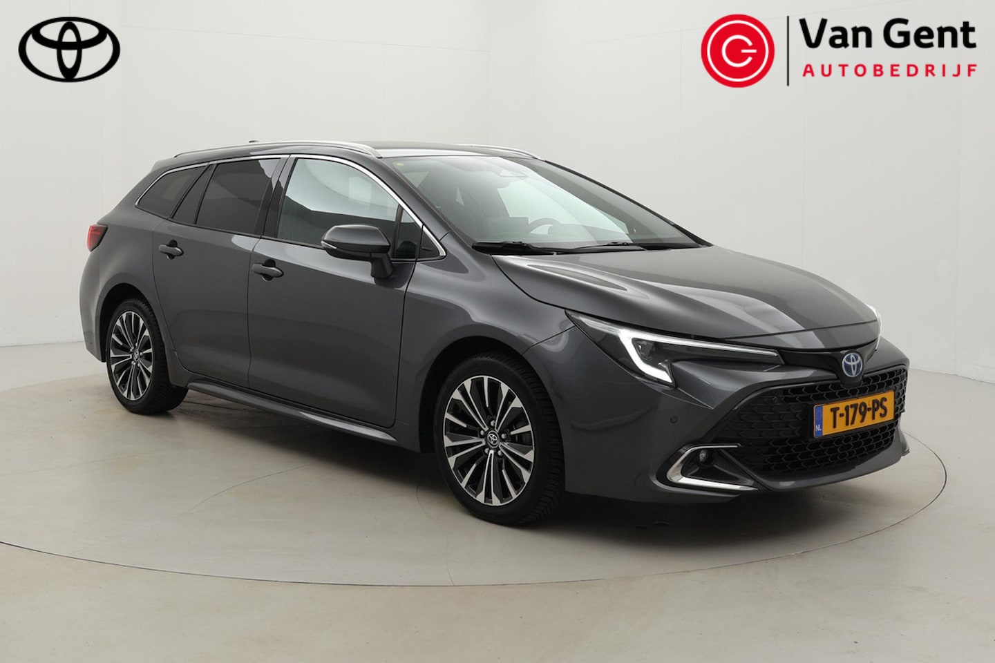 Toyota Corolla Touring Sports - Hybrid 140 Dynamic | Parkeersensoren voor/achter | Apple Carplay / Android Auto | Stoelver - AutoWereld.nl