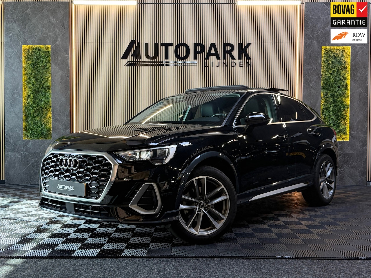 Audi Q3 Sportback - 35 TFSI S-LINE|PANO|VIRTUAL|KEYLESS|GARANTIE 2028|CARPLAY|SFEERVERLICHTING|TREKHAAK|DEALER - AutoWereld.nl