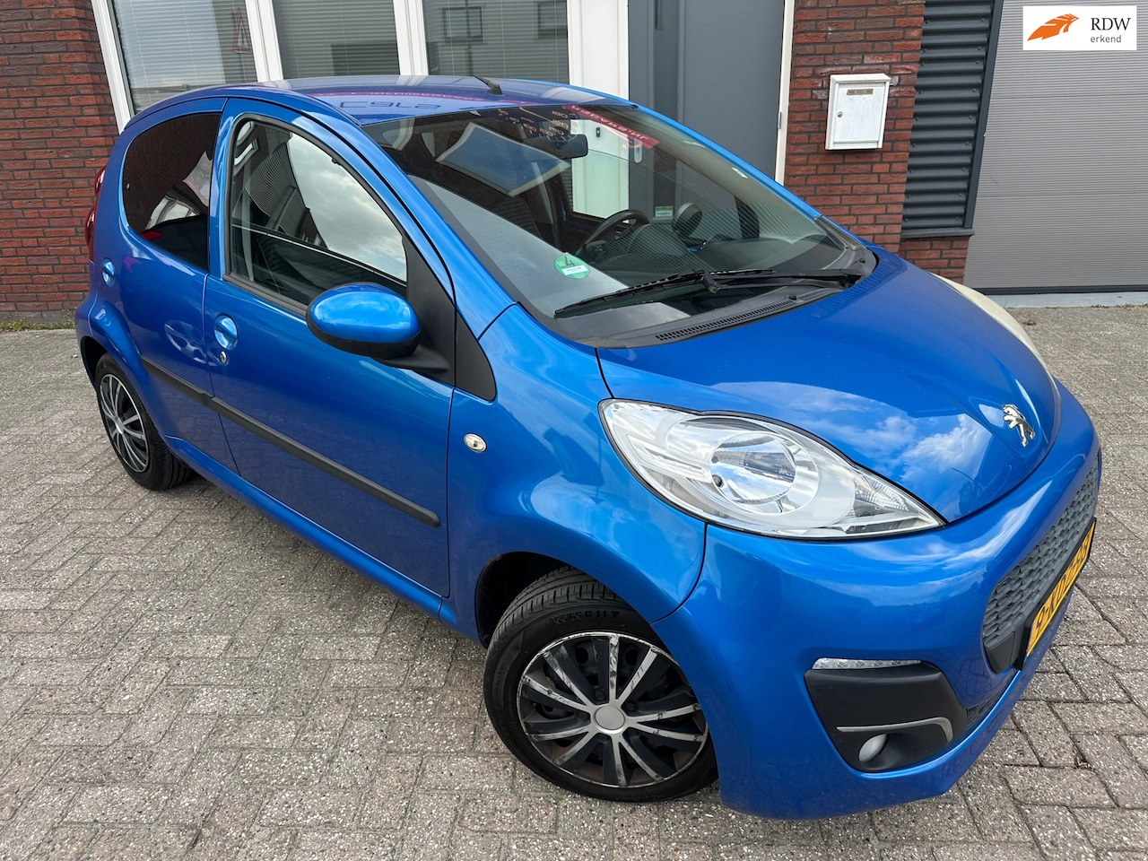 Peugeot 107 - 1.0 Active / Airco / 5DRS / NAP / Vol Onderhouden - AutoWereld.nl