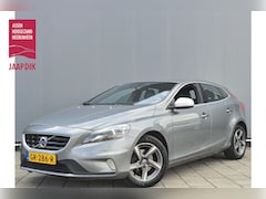 Volvo V40 - BWJ 2015 | 2.0 D2 120PK R-Design | TREKHAAK | CLIMA | STOEL&VOORRAAM VERW | PDC | 17'' LMV