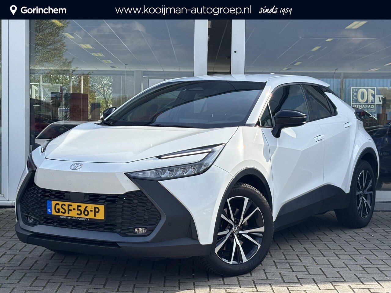 Toyota C-HR - 2.0 Plug-in Hybrid 220 Dynamic - AutoWereld.nl