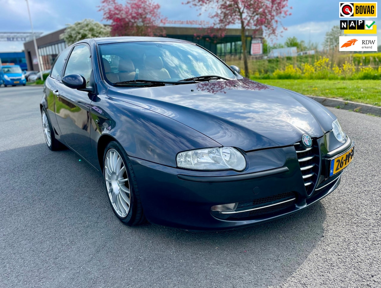 Alfa Romeo 147 - 1.6 T.Spark Lusso 1.6 T.Spark Lusso, Airco, Carplay, Cam, Leder, Lmv, Spoiler, Cruise, Geen import, Nap, Uni - AutoWereld.nl
