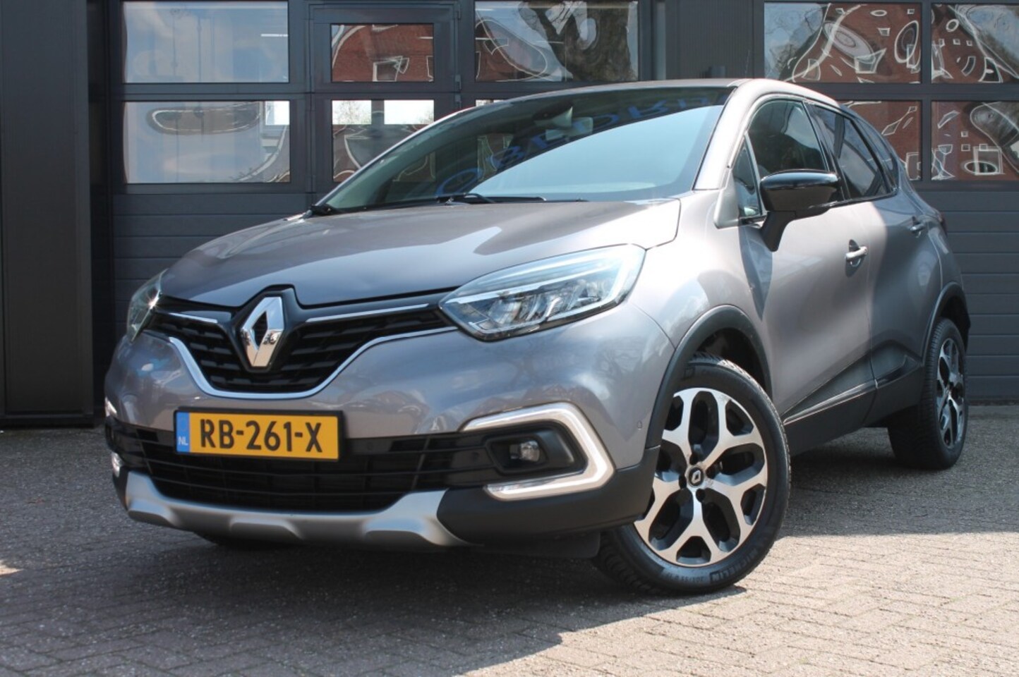Renault Captur - 1.2 TCE INTENS Automaat 1e eigenaar **NL-Auto** Led verlichting - AutoWereld.nl
