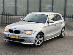 BMW 1-serie - 118i Business Line Automaat / Nieuwe APK