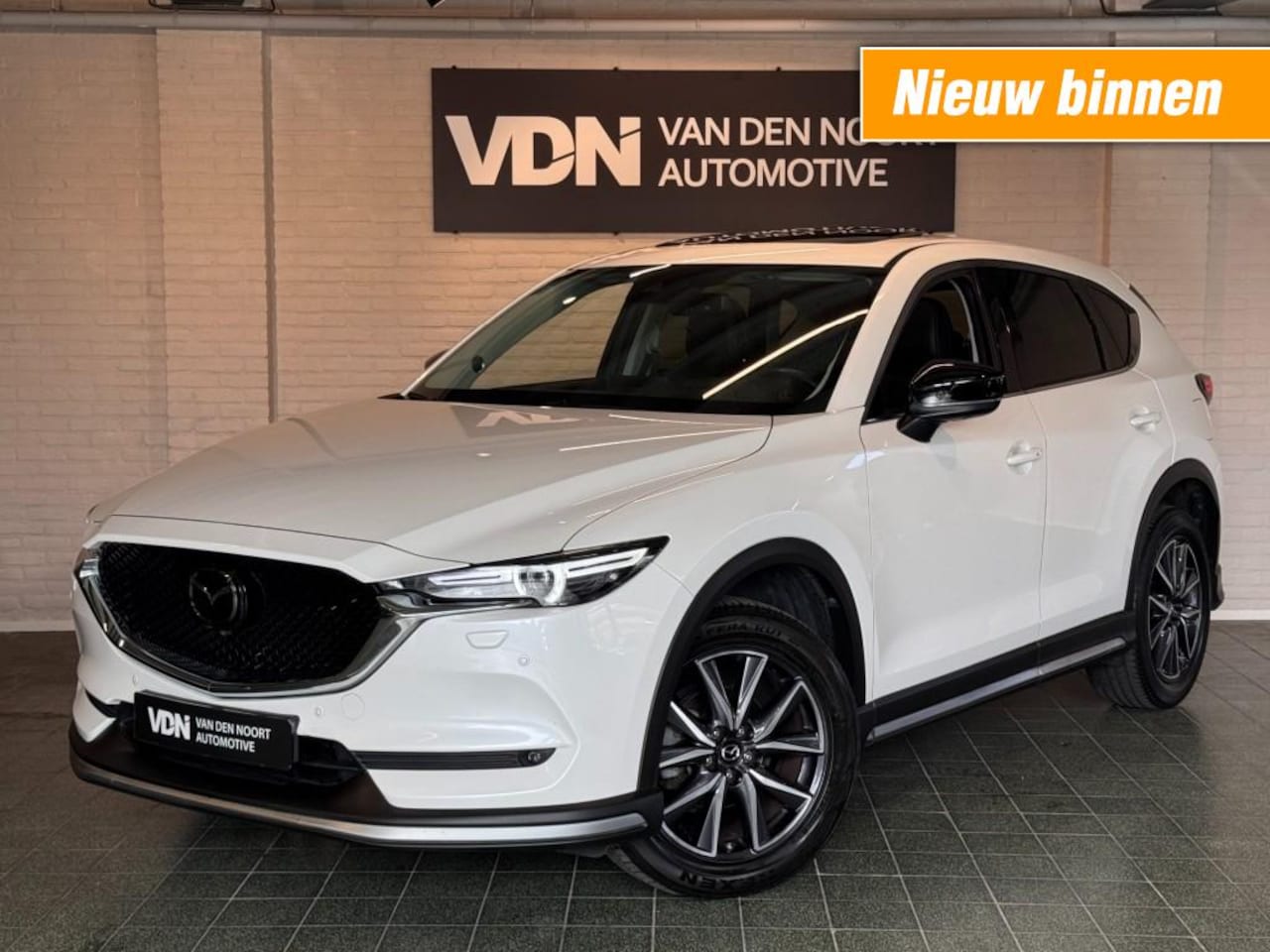 Mazda CX-5 - 2.5 SkyActiv-G 194 Luxury Pano 360 Camera Stoelverw/verkoeling 19'' - AutoWereld.nl
