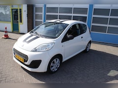 Peugeot 107 - 1.0 Access Accent met 4nieuwe bande en apk