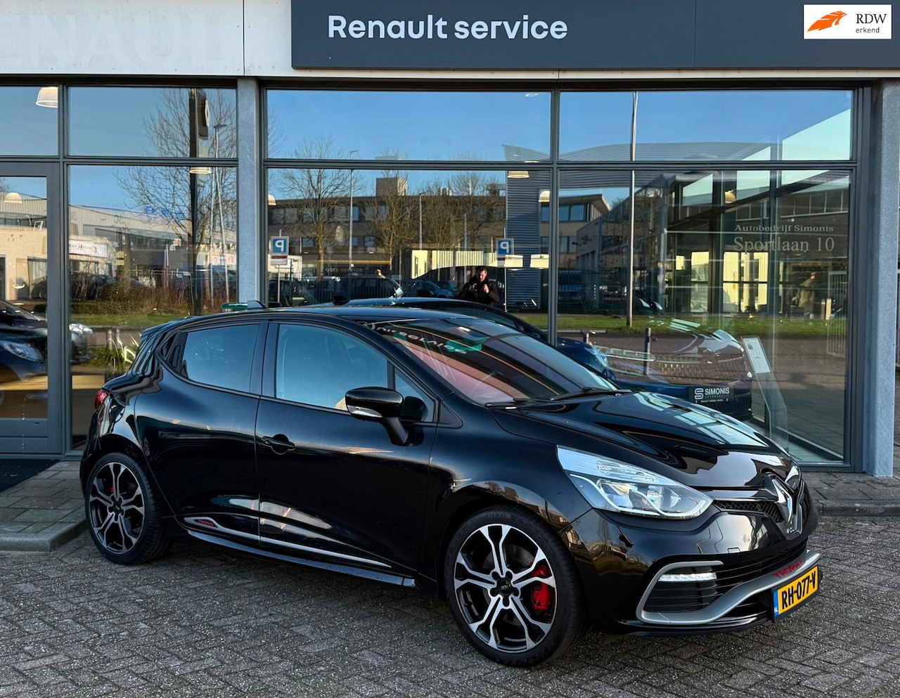Renault Clio - 1.6 R.S. Trophy | R.S. Monitor | A. Camera | P. Sensoren - AutoWereld.nl