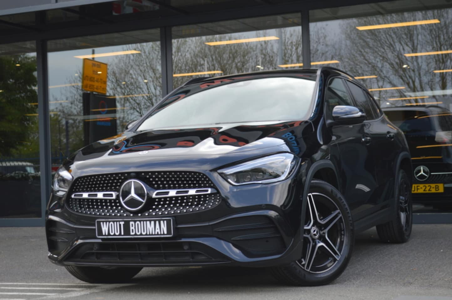 Mercedes-Benz GLA-Klasse - 250 e AMG Led Panorama Memory Sfeer Camera Night Keyless Pdc - AutoWereld.nl