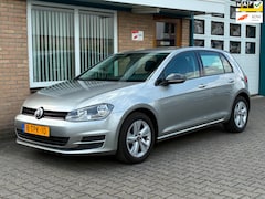 Volkswagen Golf - 1.2 TSI Trend Edition