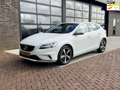 Volvo V40 - 2.0 T4 190 PK Business Sport | R-Design | Navi | 93.000 Km |