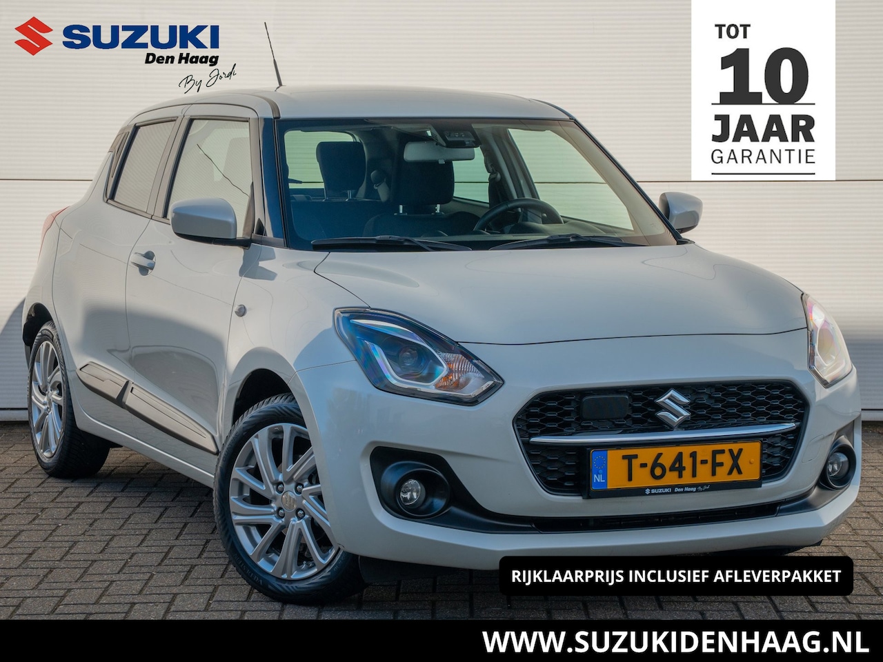 Suzuki Swift - 1.2 Select Smart Hybrid Automaat| Android/Apple Carplay | Adaptive cruise| Stoelverwarming - AutoWereld.nl