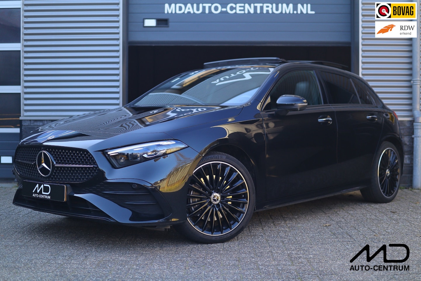 Mercedes-Benz A-klasse - 250 e AMG| Facelift| Full Options| Pano| 360| Keyless - AutoWereld.nl