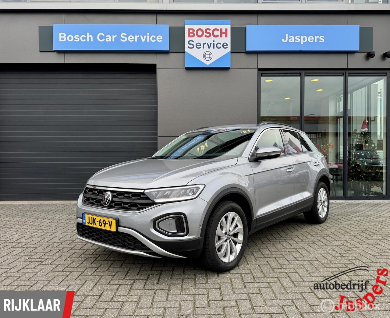 Volkswagen T-Roc - 1.5 TSI Life Edition LED-Stoelverw-Camera-Virtual cockpit - AutoWereld.nl