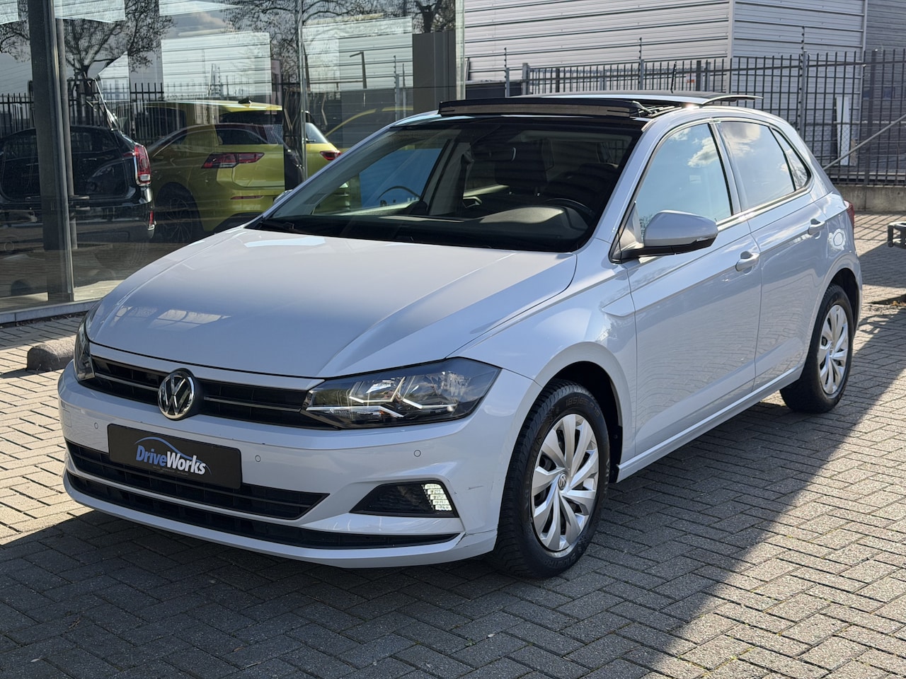 Volkswagen Polo 1.0 TSI Comfortline | Panorama | Interesse in een ...