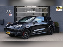 Porsche Cayenne - 3.0 S E-Hybrid|Sport Chrono|Pano|Trekhaak|Volledig onderhouden