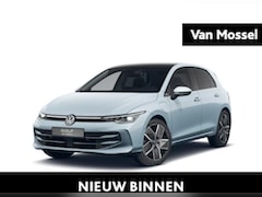 Volkswagen Golf - 1.5 eHybrid Style Edition 204 PK Plug-in Hybrid | Trekhaak | Panoramadak | Apple Carplay d