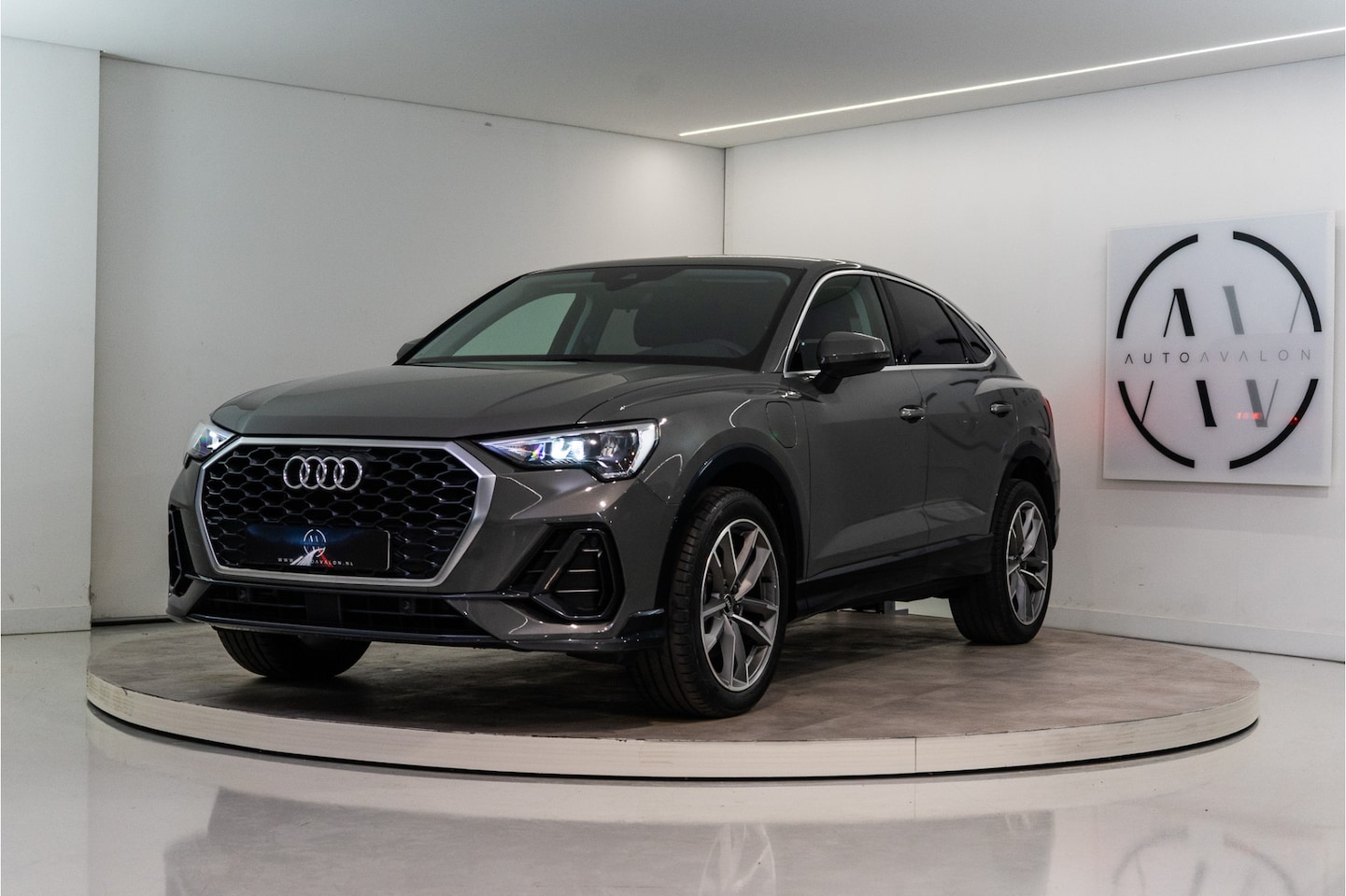 Audi Q3 Sportback - 45 TFSI e Business Edition 245PK | Chronos | Carplay | Dodehoek | Stoelverw. | Garantie - AutoWereld.nl