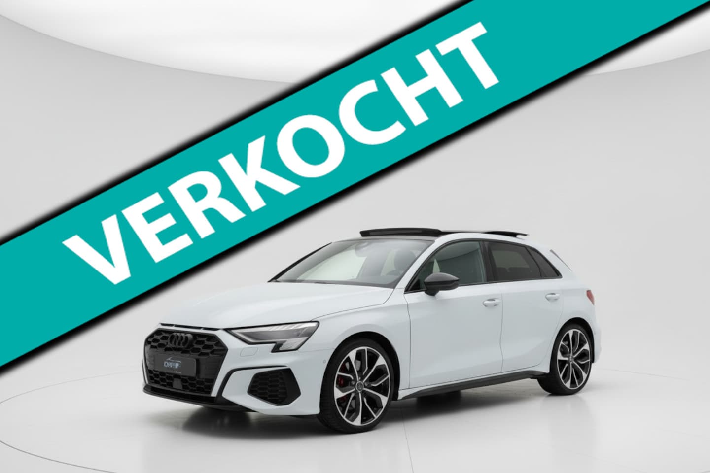 Audi S3 - Sportback 2.0 TFSI S3 quattro Edition One 310PK PANO - AutoWereld.nl