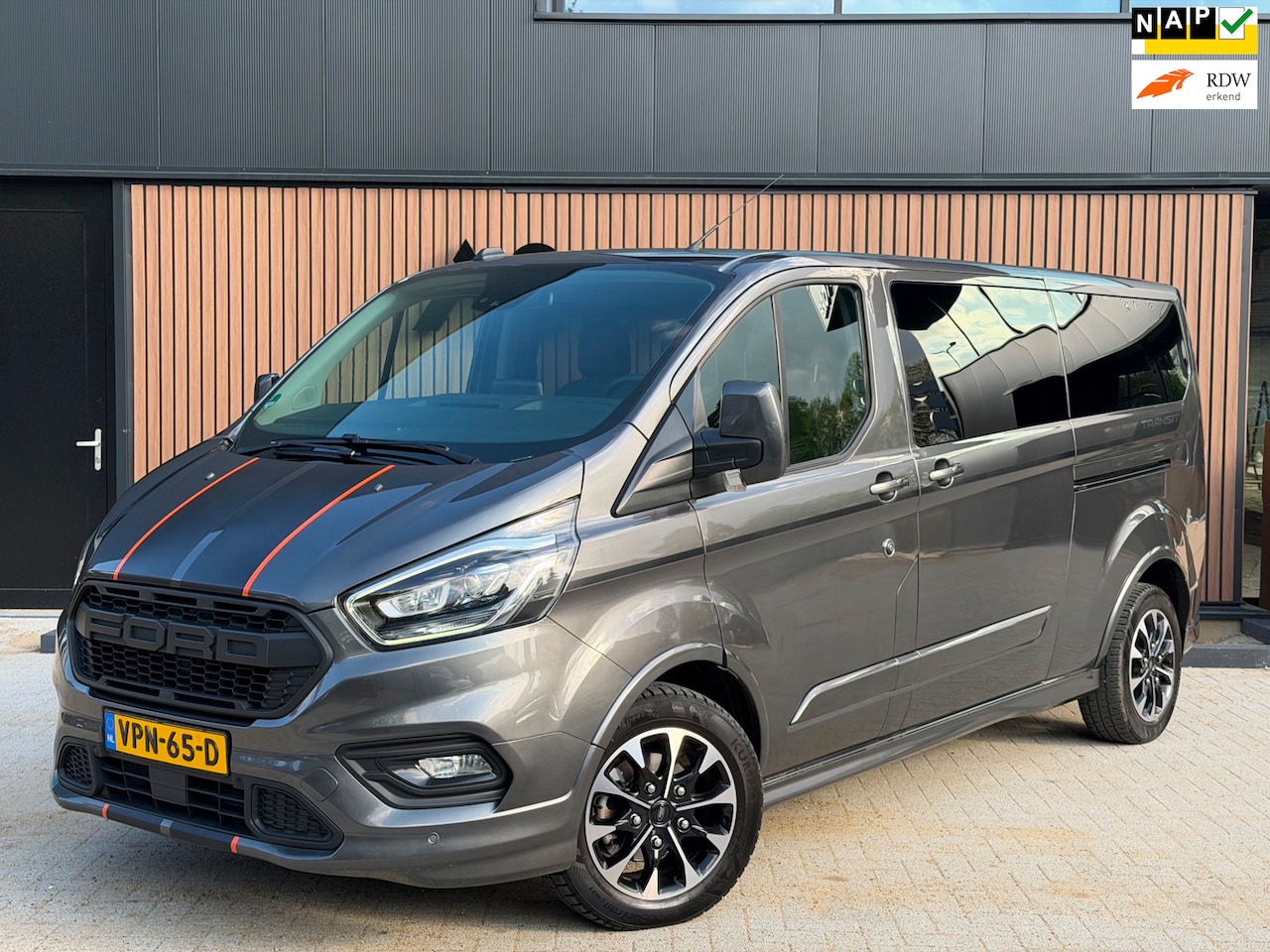 Ford Transit Custom - 320 2.0 TDCI L2H1 Sport DUBBEL CABINE FULL AUTOMAAT NAP - AutoWereld.nl