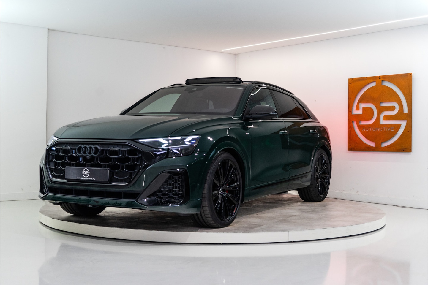 Audi Q8 - 60 TFSI E Quattro S-Edition Competition 490PK 2026 | Goodwood Green | 3D B&O | Pano | VOL! - AutoWereld.nl