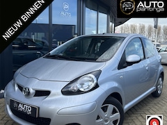 Toyota Aygo - 1.0-12V Comfort Navigator | Volledig Dealeronderhouden | Nette Staat | NL AUTO | Airco | 5
