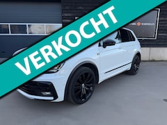 Volkswagen Tiguan - 2.0 TSI 4Motion 3x R-line DSG PANO