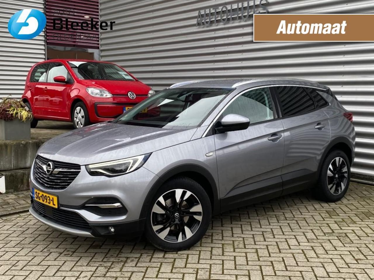 Opel Grandland - 1.2T 130pk Innovation Automaat Stoelvent. Camera Leder Climate - AutoWereld.nl