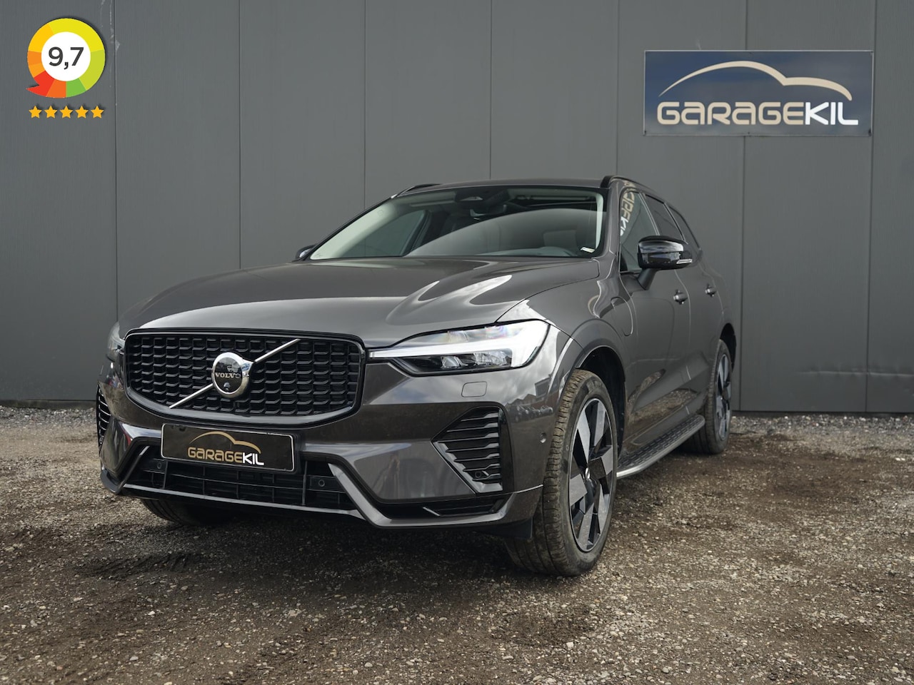 Volvo XC60 - 2.0 T8 Plug-in hybrid AWD Ultimate Dark Dealer onderh. / Orig.NL / Harman Kardon / Luchtve - AutoWereld.nl