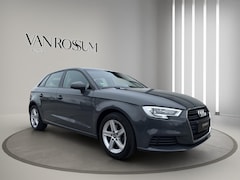 Audi A3 Sportback - 30 TFSI | Navi | Parkeersensors V+A | Airco (automatisch) | 16"| Bluetooth |
