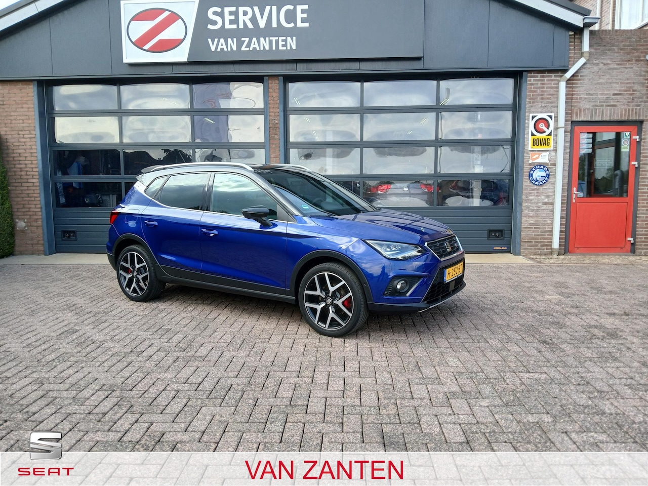 SEAT Arona - 1.5 TSI (150pk) FR Business Intense + Beats audio + 18 inch.+ Trekhaak etc.etc. - AutoWereld.nl