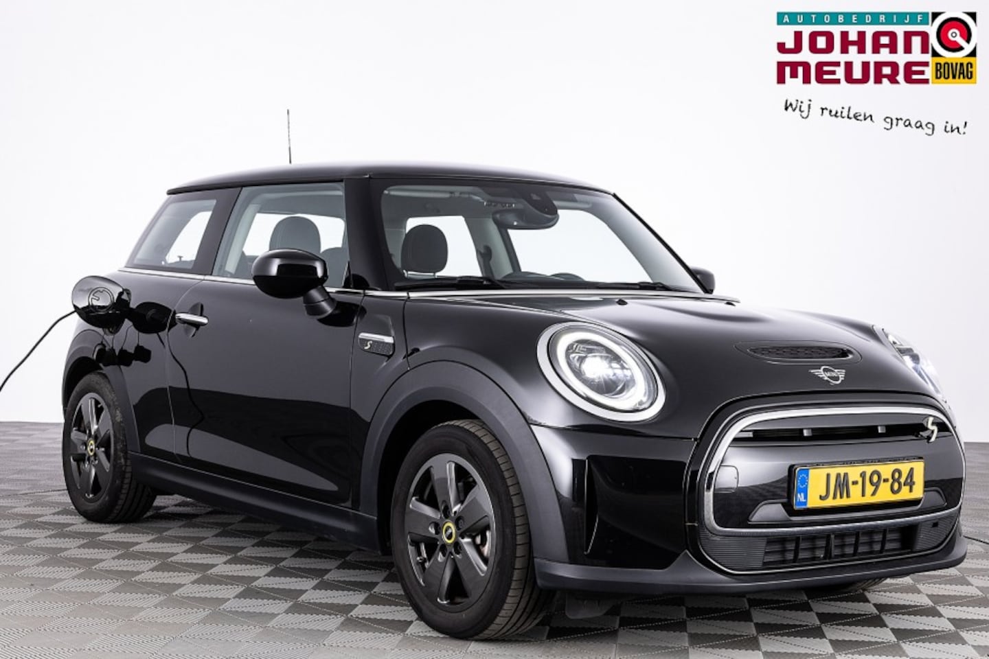 MINI Mini-Electric - Cooper SE 33 kWh *SOH 97%* Sportstoelen | Full LED | NAVI | ECC . - AutoWereld.nl