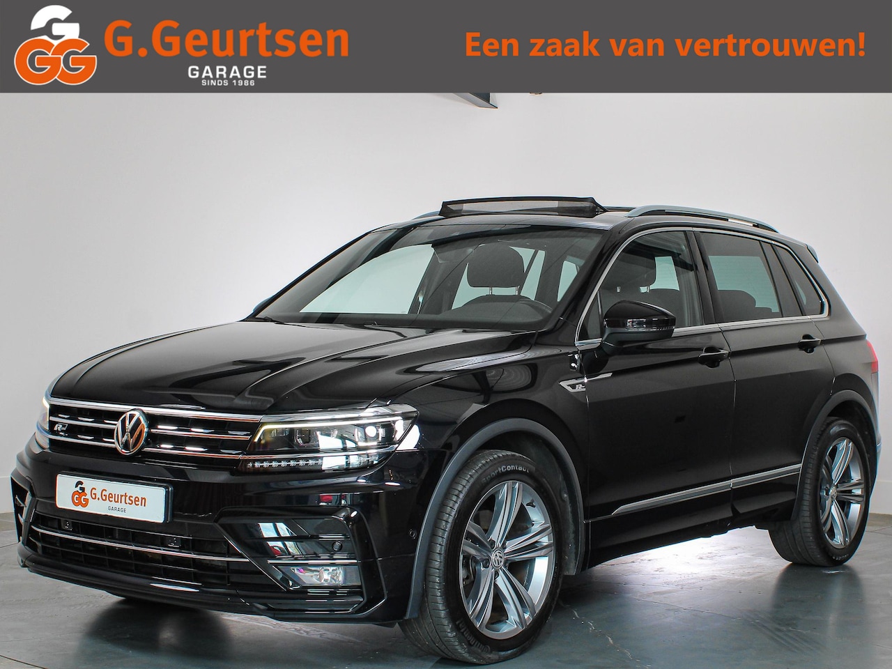Volkswagen Tiguan - 1.5 TSI R-line Panoramadak, Camera, LED, Keyless, ACC, Massage - AutoWereld.nl