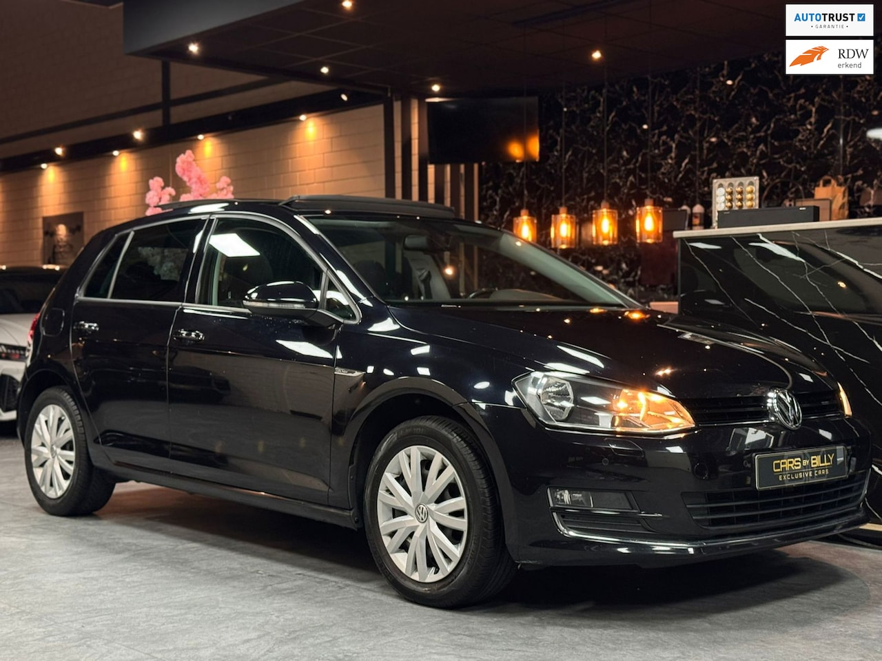 Volkswagen Golf - 1.2 TSI Lounge|PANO|AUT7|CLIMATE|NAVI - AutoWereld.nl