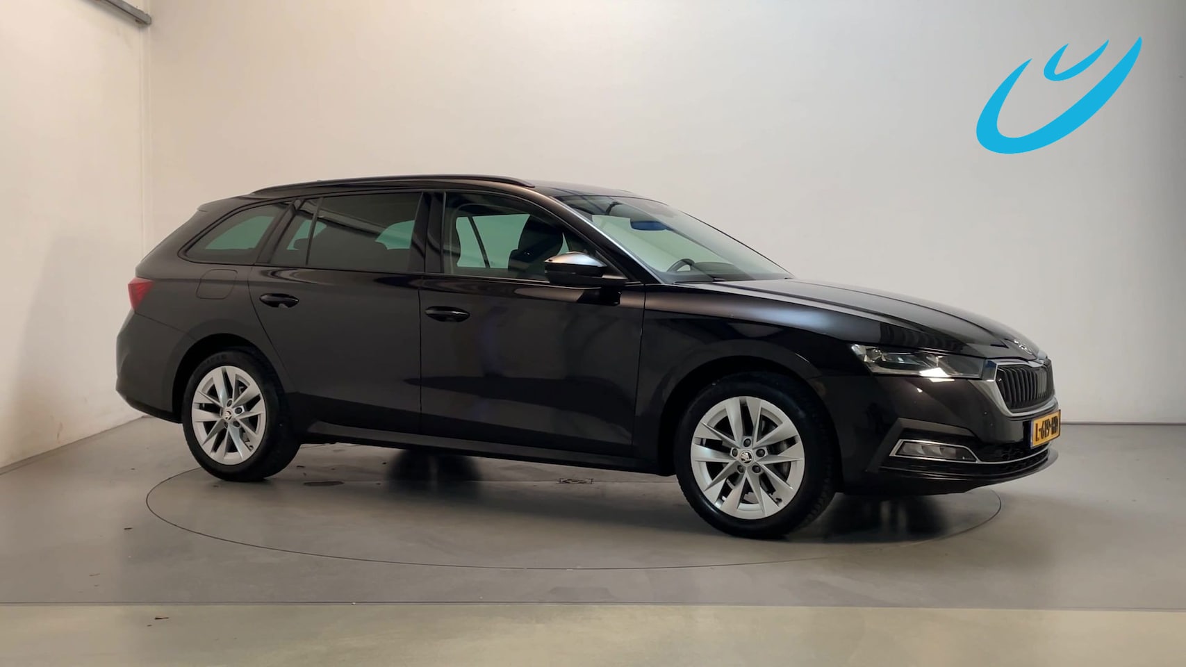 Skoda Octavia Combi - 1.5 TSI 150pk First Edition LED Navigatie Stoelverwarming Parkeersensoren DAB+ - AutoWereld.nl