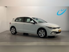 Volkswagen Golf - 1.0 TSI 110pk Life Business Alcantara Stoelverwarming Navigatie Climate Control