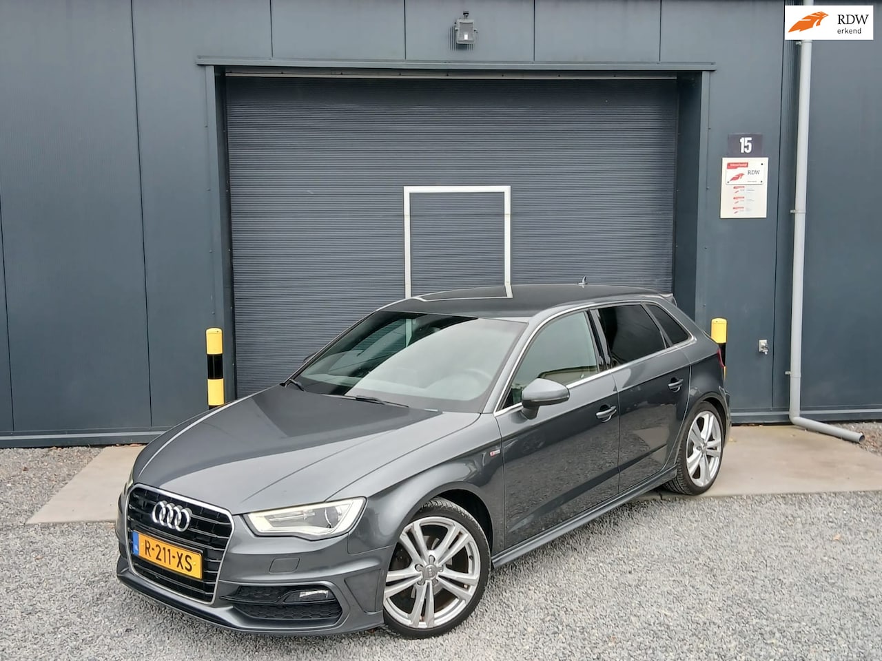 Audi A3 Sportback - 1.4 TFSI Ambition Pro Line S boekjes compleet Zeer nette staat - AutoWereld.nl