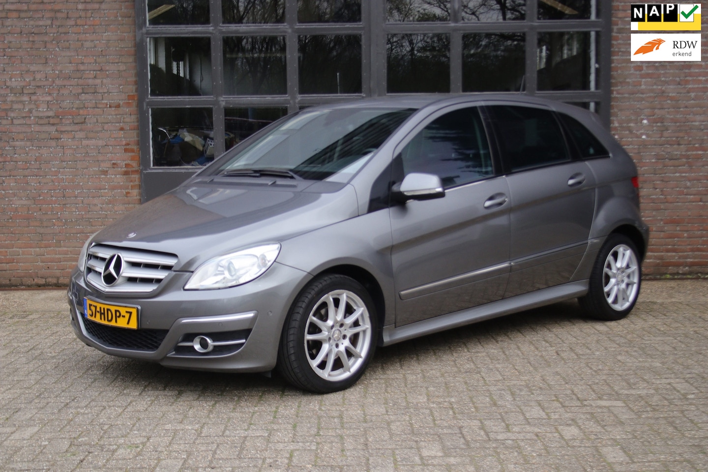 Mercedes-Benz B-klasse - 200 Turbo PDC|AC|TRHK|NIEUWE APK - AutoWereld.nl