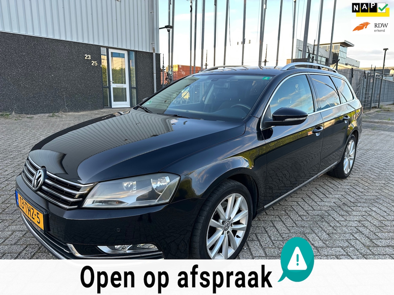 Volkswagen Passat Variant - 1.6 TDI Highline BlueMotion 2012 Navi Alcantara - AutoWereld.nl