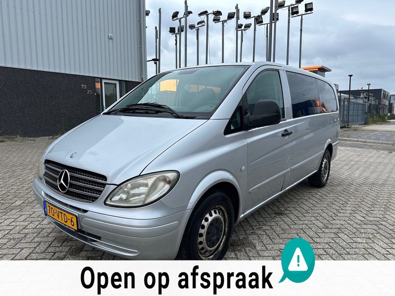 Mercedes-Benz Vito - 115 CDI 320 Lang Dubbel Cabine Yountimer 2005 Airco 150PK - AutoWereld.nl