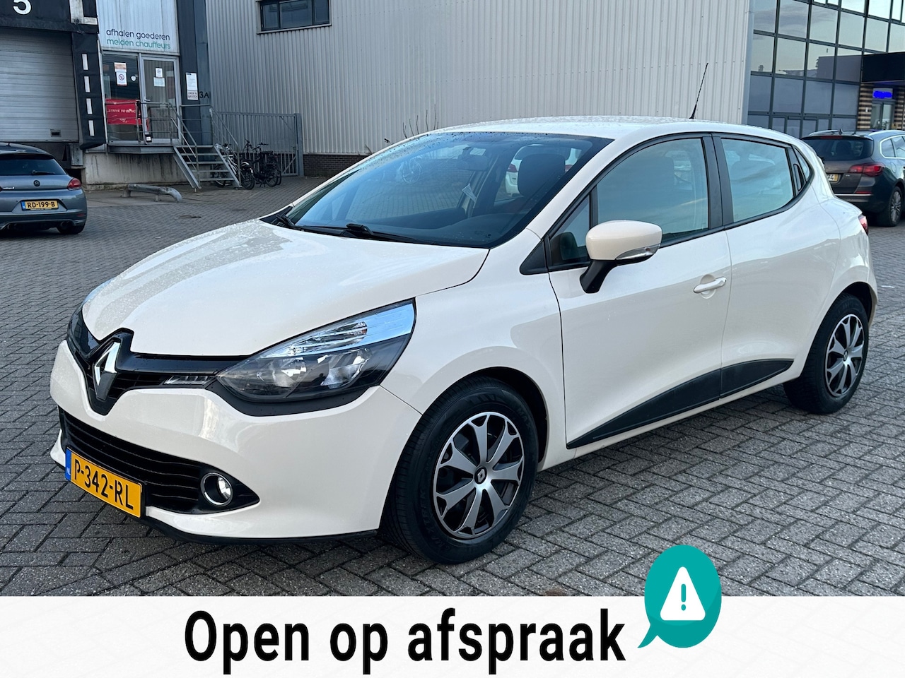Renault Clio - 1.5 dCi ECO Authentique 2016 - AutoWereld.nl