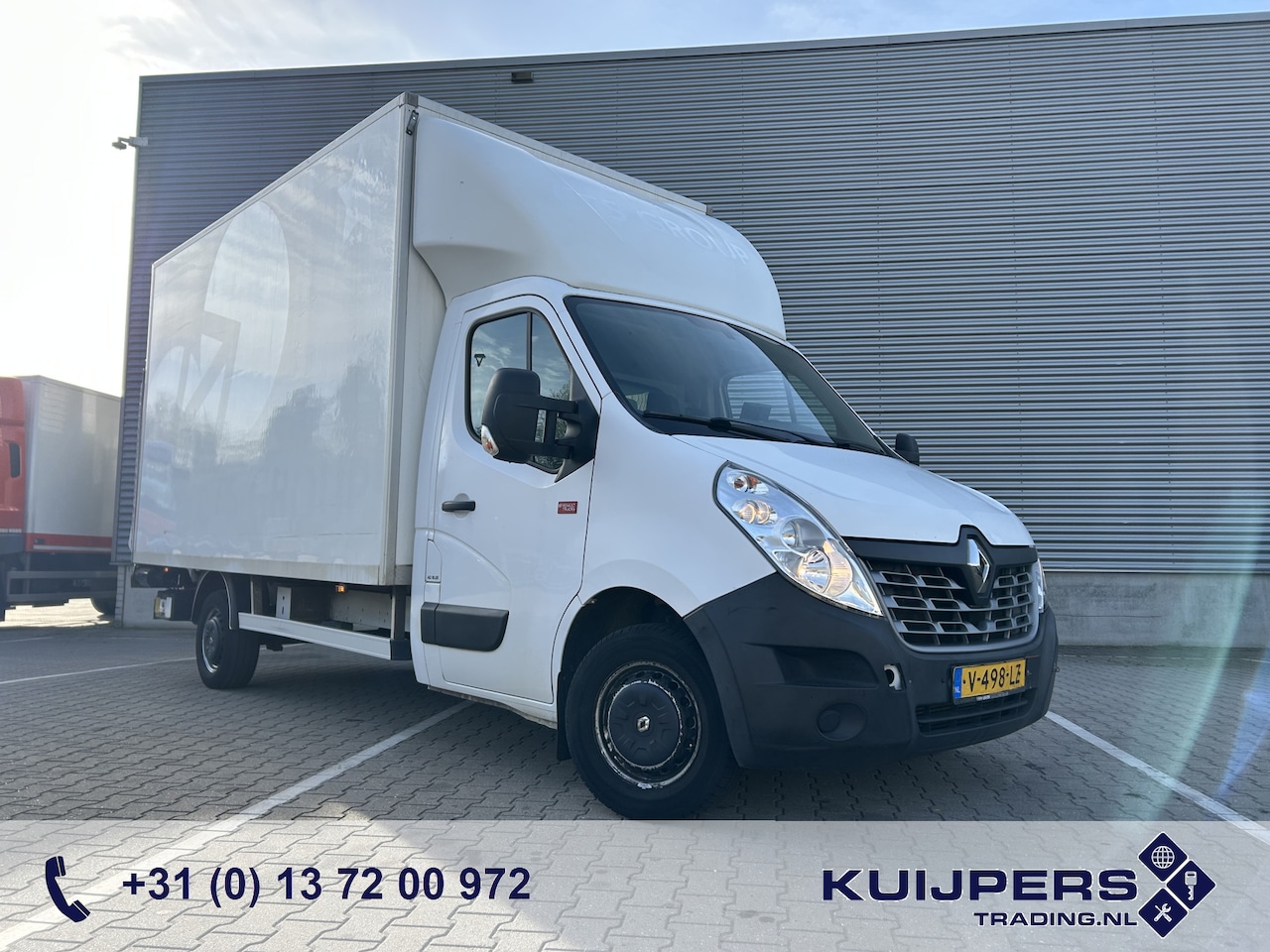 Renault Master - T35 2.3 dCi / New Motor at 219 dkm / Box / Loadlift / APK TUV 03-27 - AutoWereld.nl