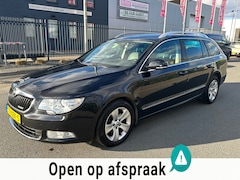 Skoda Superb Combi - 1.6 TDI Greenline Tour Business Line 2012 ZWART CLIMA XENON MEMORY NIEUWE APK