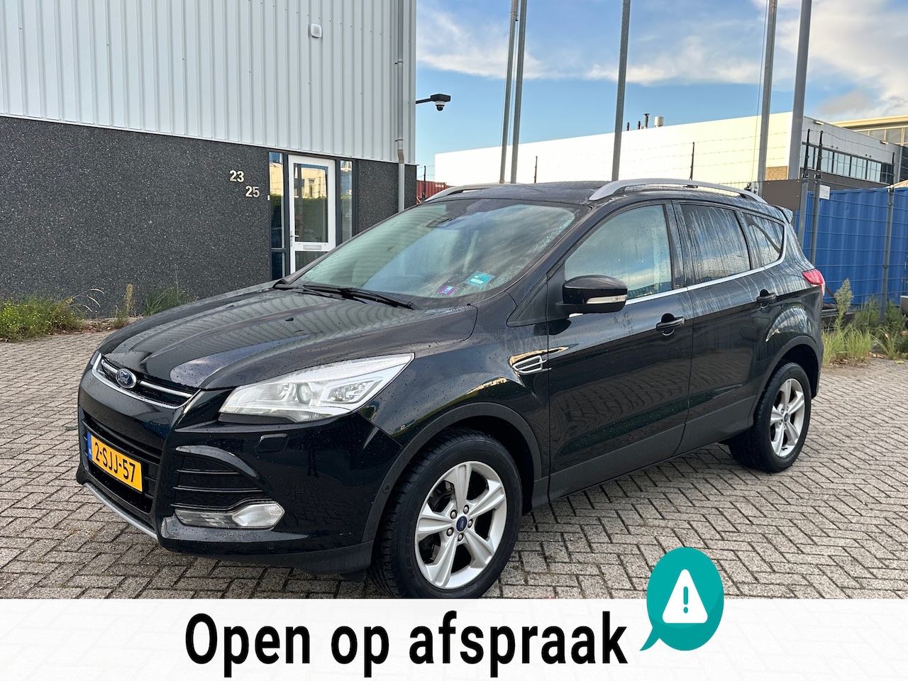 Ford Kuga - 1.6 Titanium 4WD 2013 Panorama Automaat - AutoWereld.nl