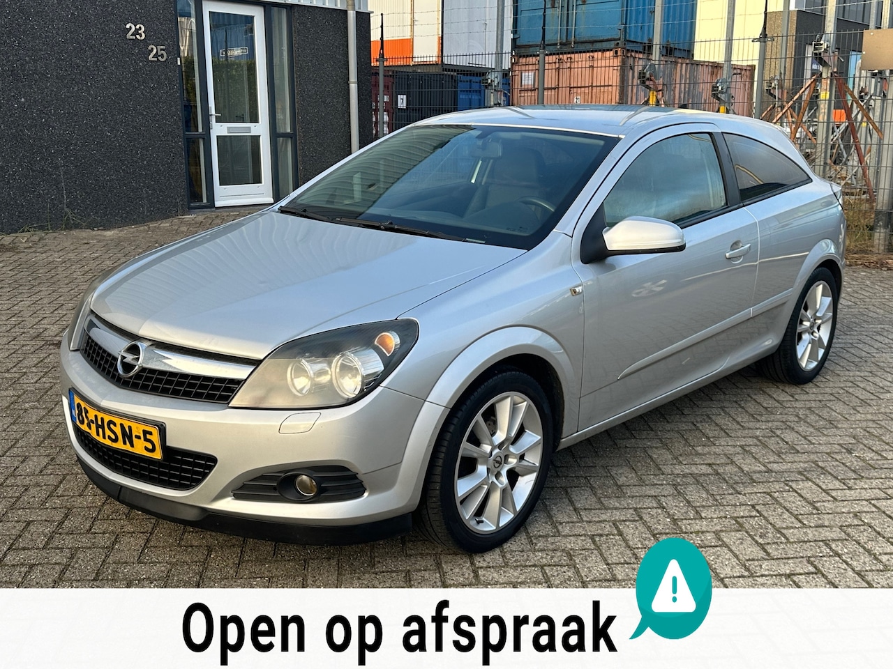 Opel Astra GTC - 1.8 Business 2009 Leer Clima - AutoWereld.nl