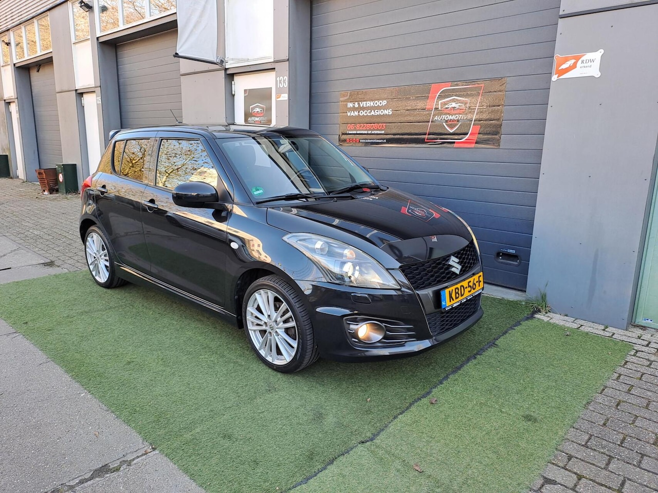 Suzuki Swift - 1.6 Sport 136PK 5DRS Keyless Xenon Clima Cruise - AutoWereld.nl